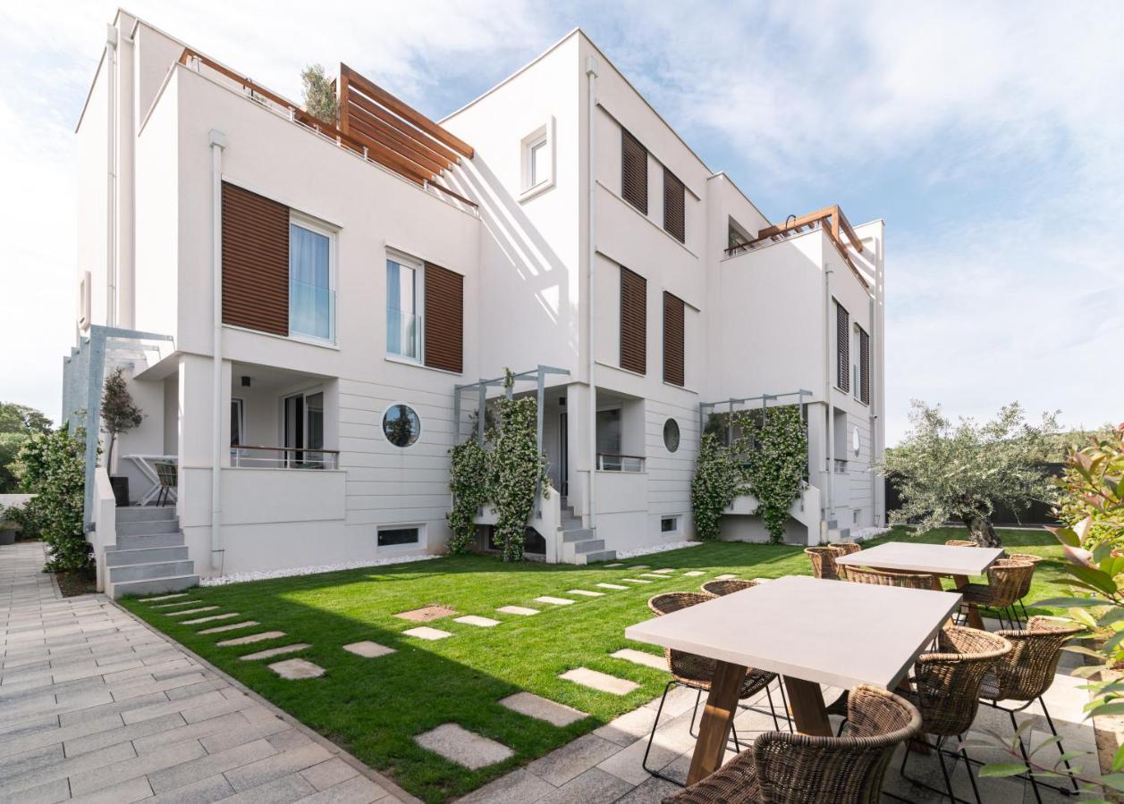 O'live Residence - designer suites Bibinje Exterior foto